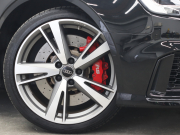 アウディ RS3 ﾍﾞｰｽｸﾞﾚｰﾄﾞ ｱﾙﾐﾆｳﾑｽﾀｲﾘﾝｸﾞPKG　ADVｷｰ Audiﾏｸﾞﾈﾃｨｯｸﾗｲﾄﾞ 黒革ｼｰﾄ MMIﾅﾋﾞTV Bang&Olufsen Bluetooth Bｶﾒﾗ ﾏﾄﾘｸｽLEDﾗｲﾄ ﾊﾞｰﾁｬﾙｺｸﾋﾟｯﾄ 純正19ｲﾝﾁAW(ﾁﾀﾝﾙｯｸ)　2年保証付