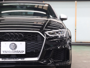 アウディ RS3 ﾍﾞｰｽｸﾞﾚｰﾄﾞ ｱﾙﾐﾆｳﾑｽﾀｲﾘﾝｸﾞPKG　ADVｷｰ Audiﾏｸﾞﾈﾃｨｯｸﾗｲﾄﾞ 黒革ｼｰﾄ MMIﾅﾋﾞTV Bang&Olufsen Bluetooth Bｶﾒﾗ ﾏﾄﾘｸｽLEDﾗｲﾄ ﾊﾞｰﾁｬﾙｺｸﾋﾟｯﾄ 純正19ｲﾝﾁAW(ﾁﾀﾝﾙｯｸ)　2年保証付