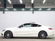 AMG Cクラス C43 4MATIC ｸｰﾍﾟ  ﾚｰﾀﾞｰSP　黒革 ﾊﾟﾉﾗﾏSR 純正ﾅﾋﾞTV ﾌﾞﾙﾒｽﾀｰS ﾍｯﾄﾞｱｯﾌﾟD ﾊﾞｯｸｶﾒﾗ 自動Rｹﾞｰﾄ&ﾌｯﾄﾄﾗﾝｸｵｰﾌﾟﾅｰ  LEDﾗｲﾄ AMGｴｸﾞｿﾞｰｽﾄｼｽﾃﾑ AMGｻｽﾍﾟﾝｼｮﾝ AMGｴｱﾛ&19ｲﾝﾁAW　2年保証付