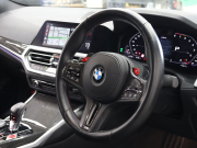 BMW Mシリーズ M4 ｺﾝﾍﾟﾃｨｼｮﾝ FR ｺﾝﾌｫｰﾄA&ﾊﾟｰｷﾝｸﾞｱｼｽﾄP ﾄﾞﾗｲﾋﾞﾝｸﾞｱｼｽﾄﾌﾟﾛﾌｪｯｼｮﾅﾙ　現行ﾓﾃﾞﾙ 黒革Mｼｰﾄ ﾍﾞﾝﾁﾚｰﾀｰ 10.25ｲﾝﾁ純正ﾅﾋﾞTV harman/Kardon 360ｶﾒﾗ ｶｰﾎﾞﾝｲﾝﾃﾘｱ Mﾌﾞﾚｰｷｼｽﾃﾑ  M専用ｴｱﾛ＆19ｲﾝﾁAW(ｽﾀｲﾘﾝｸﾞ825M)　2年保証