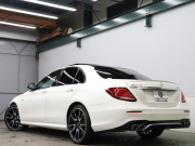 AMG Eクラス E53 4MATIC+ ｴｸｽｸﾙｰｼﾌﾞ&ﾚｰﾀﾞｰｾｰﾌﾃｨPKG　Meｺﾈ Pｽﾀ 黒革 ﾏｯｻｰｼﾞ ﾀﾞｲﾅﾐｯｸｼｰﾄ ﾋｰﾀｰ&ｸｰﾗｰ ﾊﾟﾉﾗﾏSR ﾅﾋﾞTV 360ｶﾒ ｴｱﾊﾞﾗﾝｽP ﾍｯﾄﾞｱｯﾌﾟD Brumesterｻｳﾝﾄﾞ 自動ﾄﾗﾝｸ&ﾌｯﾄﾄﾗﾝｸｵｰﾌﾟﾅｰ AMGｴｱﾛ 20ｲﾝﾁAW　2年保証