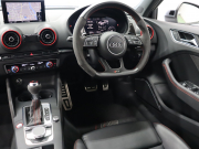 アウディ RS3 ｽﾎﾟｰﾂﾊﾞｯｸ RSﾃﾞｻﾞｲﾝPKG ｱﾙﾐﾆｳﾑｽﾀｲﾘﾝｸﾞP　ADVｷｰ Audiﾏｸﾞﾈﾃｨｯｸﾗｲﾄﾞ 黒革ｼｰﾄ MMIﾅﾋﾞTV Bang&Olufsen Bluetooth Bｶﾒﾗ ﾏﾄﾘｸｽLEDﾗｲﾄ ﾊﾞｰﾁｬﾙｺｸﾋﾟｯﾄ 19AW　2年保証付