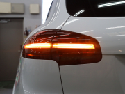 ポルシェ カイエン GTS　ｴﾝﾄﾘｰﾄﾞﾗｲﾌﾞ ﾌﾞﾗｯｸﾊｰﾌﾚｻﾞｰ ﾋｰﾀｰ ﾊﾟﾉﾗﾏSR 純正ﾅﾋﾞ TV Bｶﾒﾗ ｷｾﾉﾝﾗｲﾄ 自動Rｹﾞｰﾄﾞ ｱﾙｶﾝﾀｰﾗﾙｰﾌﾗｲﾅｰ ｽﾎﾟｰﾂｴｸﾞｿﾞｰｽﾄ Sportﾓｰﾄﾞ ﾚｯﾄﾞｷｬﾘﾊﾟｰ 純正RSﾃﾞｻﾞｲﾝ20ｲﾝﾁAW　2年保証