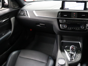 BMW Mシリーズ M2 ｺﾝﾍﾟﾃｨｼｮﾝ　後期LCI ｺﾝﾌｫｰﾄA ｲﾝﾃﾘｼﾞｪﾝﾄS 黒革 純正Idriveﾅﾋﾞ harman/kardon Bｶﾒﾗ ｸﾙｺﾝ LEDﾍｯﾄﾞﾗｲﾄ ｶｰﾎﾞﾝｲﾝﾃﾘｱ Mﾌﾞﾚｰｷｷｬﾘﾊﾟｰ Mｴｱﾛ&19ｲﾝﾁAW　2年保証付