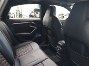 アウディ RS3 ﾍﾞｰｽｸﾞﾚｰﾄﾞ RSﾃﾞｻﾞｲﾝPKGﾚｯﾄﾞ ﾌﾞﾗｯｸｽﾀｲﾘﾝｸﾞPKG　黒革ｼｰﾄ ﾊﾟﾉﾗﾏSR MMIﾅﾋﾞTV Bang&Olufsen Bluetooth Bｶﾒﾗ ﾏﾄﾘｸｽLEDﾗｲﾄ ﾊﾞｰﾁｬﾙｺｸﾋﾟｯﾄ 純正19ｲﾝﾁAW　2年保証