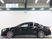 AMG CLAクラス CLA45 4MATIC ﾚｰﾀﾞｰSP　黒革 ｼｰﾄﾋｰﾀｰ 純正HDDﾅﾋﾞTV Bluetooth Carplay Bｶﾒﾗ LEDﾍｯﾄﾞﾗｲﾄ AMGｻｽﾍﾟﾝｼｮﾝ AMG強化ﾌﾞﾚｰｷ AMGｴｱﾛ&AMG18AW　2年保証