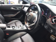 AMG CLAクラス CLA45 4MATIC ﾚｰﾀﾞｰSP　黒革 ｼｰﾄﾋｰﾀｰ 純正HDDﾅﾋﾞTV Bluetooth Carplay Bｶﾒﾗ LEDﾍｯﾄﾞﾗｲﾄ AMGｻｽﾍﾟﾝｼｮﾝ AMG強化ﾌﾞﾚｰｷ AMGｴｱﾛ&AMG18AW　2年保証