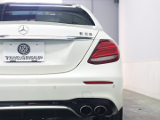 AMG Eクラス E53 4MATIC+ ｴｸｽｸﾙｰｼﾌﾞ&ﾚｰﾀﾞｰｾｰﾌﾃｨPKG　黒革 ﾍﾞﾝﾁﾚｰﾀｰ ﾋｰﾀｰ ﾀﾞｲﾅﾐｯｸｼｰﾄ ﾘﾗｸｾﾞｰｼｮﾝ機能  ﾊﾟﾉﾗﾏSR ﾅﾋﾞTV ﾌﾞﾙﾒｽﾀｰS 360ｶﾒﾗ  ﾍｯﾄﾞｱｯﾌﾟD 自動Rｹﾞｰﾄ AMGｴｸﾞｿﾞｰｽﾄ AMG強化ﾌﾞﾚｰｷ AMG専用ｴｱﾛ 20ｲﾝﾁAW　2年保証
