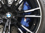 BMW Mシリーズ M5　ｲﾝﾃﾘｼﾞｪﾝﾄｾｰﾌﾃｨ 黒革 ﾍﾞﾝﾁﾚｰﾀｰ ｶｰﾎﾞﾝﾙｰﾌ Idriveﾅﾋﾞ TV 360ｶﾒﾗ harman/kardon ﾜｲﾔﾚｽﾁｬｰｼﾞﾝｸﾞ HUD Mｽﾎﾟｰﾂｽﾃｱﾘﾝｸﾞ Mｴｷｿﾞｰｽﾄｼｽﾃﾑ Mﾏﾙﾁﾌｧﾝｸｼｮﾝｼｰﾄ Mｴｱﾛ&20ｲﾝﾁﾀﾞﾌﾞﾙｽﾎﾟｰｸAW(ｽﾀｲﾘﾝｸﾞ706M)　2年保証