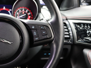 ジャガー Fタイプ Rｸｰﾍﾟ　赤/黒革 ﾊﾟﾌｫｰﾏﾝｽｼｰﾄ ｼｰﾄﾋｰﾀｰ 純正ﾅﾋﾞ ﾊﾞｯｸｶﾒﾗ ｸﾙｺﾝ MERIDIANｻｳﾝﾄﾞ 自動Rｹﾞｰﾄ ｽﾃｱﾘﾝｸﾞﾋｰﾀｰ ｶｰﾎﾞﾝｾﾝﾀｰｺﾝｿｰﾙ 可変ﾊﾞﾙﾌﾞ 可変ｳｨﾝｸﾞ ﾊﾟﾌｫｰﾏﾝｽｴｸﾞｿﾞｰｽﾄ 純正20ｲﾝﾁAW　2年保証