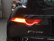 ジャガー Fタイプ Rｸｰﾍﾟ　赤/黒革 ﾊﾟﾌｫｰﾏﾝｽｼｰﾄ ｼｰﾄﾋｰﾀｰ 純正ﾅﾋﾞ ﾊﾞｯｸｶﾒﾗ ｸﾙｺﾝ MERIDIANｻｳﾝﾄﾞ 自動Rｹﾞｰﾄ ｽﾃｱﾘﾝｸﾞﾋｰﾀｰ ｶｰﾎﾞﾝｾﾝﾀｰｺﾝｿｰﾙ 可変ﾊﾞﾙﾌﾞ 可変ｳｨﾝｸﾞ ﾊﾟﾌｫｰﾏﾝｽｴｸﾞｿﾞｰｽﾄ 純正20ｲﾝﾁAW　2年保証