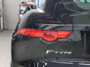 ジャガー Fタイプ Rｸｰﾍﾟ　赤/黒革 ﾊﾟﾌｫｰﾏﾝｽｼｰﾄ ｼｰﾄﾋｰﾀｰ 純正ﾅﾋﾞ ﾊﾞｯｸｶﾒﾗ ｸﾙｺﾝ MERIDIANｻｳﾝﾄﾞ 自動Rｹﾞｰﾄ ｽﾃｱﾘﾝｸﾞﾋｰﾀｰ ｶｰﾎﾞﾝｾﾝﾀｰｺﾝｿｰﾙ 可変ﾊﾞﾙﾌﾞ 可変ｳｨﾝｸﾞ ﾊﾟﾌｫｰﾏﾝｽｴｸﾞｿﾞｰｽﾄ 純正20ｲﾝﾁAW　2年保証