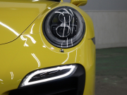 ポルシェ 911(Type991.1) ﾀｰﾎﾞS ｽﾎﾟｰﾂｸﾛﾉ&ｶｰﾎﾞﾝｲﾝﾃﾘｱPKG　正規D車 ﾂｰﾄｰﾝﾚｻﾞｰｲﾝﾃﾘｱ PCCB 赤革 18wayｱﾀﾞﾌﾟﾃｨﾌﾞｽﾎﾟｰﾂｼｰﾄ ﾅﾋﾞTV BOSEｻｳﾝﾄﾞ Bｶﾒﾗ PDLS付LEDﾗｲﾄ 20AW