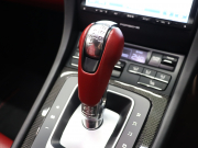 ポルシェ 911(Type991.1) ﾀｰﾎﾞS ｽﾎﾟｰﾂｸﾛﾉ&ｶｰﾎﾞﾝｲﾝﾃﾘｱPKG　正規D車 ﾂｰﾄｰﾝﾚｻﾞｰｲﾝﾃﾘｱ PCCB 赤革 18wayｱﾀﾞﾌﾟﾃｨﾌﾞｽﾎﾟｰﾂｼｰﾄ ﾅﾋﾞTV BOSEｻｳﾝﾄﾞ Bｶﾒﾗ PDLS付LEDﾗｲﾄ 20AW