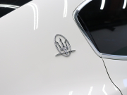 マセラティ ギブリ 3.0 ｱｼｽﾀﾝｽP　中期ﾓﾃﾞﾙ ACC BSM ｱｸﾃｨﾌﾞﾌﾞﾚｰｷ 茶革 8.4ｲﾝﾁMTC+ ﾅﾋﾞ ﾌﾙｾｸﾞ Carplay 360ｶﾒﾗ 19ｲﾝﾁﾌﾟﾛﾃｵAW ﾗﾃﾞｨｶｳｯﾄﾞｲﾝﾃﾘｱ HID　2年保証付