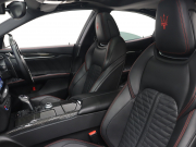 マセラティ ギブリ ﾄﾞﾗｲﾊﾞｰｽﾞｱｼｽﾀﾝｽ&ｶｰﾎﾞﾝｽﾎﾟｰﾂP　後期 黒革 ﾍﾞﾝﾁﾚｰﾀｰ ﾋｰﾀｰ ｻﾝﾙｰﾌ 純正SDﾅﾋﾞ TV harman/kardon ｻﾗｳﾝﾄﾞﾋﾞｭｰｶﾒﾗ ACC LEDﾍｯﾄﾞﾗｲﾄ 自動Rｹﾞｰﾄ&ﾊﾝｽﾞﾌﾘｰA ｽｶｲﾌｯｸｻｽﾍﾟﾝｼｮﾝ ｶｰﾎﾞﾝｲﾝﾃﾘｱﾄﾘﾑ 純正20ｲﾝﾁAW　2年保証