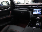 マセラティ クアトロポルテ ﾍﾞｰｽｸﾞﾚｰﾄﾞ ﾄﾞﾗｲﾊﾞｰｽﾞｱｼｽﾀﾝｽPKG　中期 黒革ｽﾎﾟｰﾂｼｰﾄ ﾍﾞﾝﾁﾚｰﾀｰ ﾋｰﾀｰ ｻﾝﾙｰﾌ ﾅﾋﾞTV 360ｶﾒﾗ harman/kardon ACC ﾄﾗｲﾃﾞﾝﾄｽﾃｯﾁ 自動Rｹﾞｰﾄ&ﾊﾝｽﾞﾌﾘｰA ｽｶｲﾌｯｸｻｽﾍﾟﾝｼｮﾝ ﾚｯﾄﾞｷｬﾘﾊﾟｰ 純正21ｲﾝﾁAW(ｳﾗｰﾉ) 　2年保証