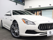 マセラティ クアトロポルテ ﾍﾞｰｽｸﾞﾚｰﾄﾞ ﾄﾞﾗｲﾊﾞｰｽﾞｱｼｽﾀﾝｽPKG　中期 黒革ｽﾎﾟｰﾂｼｰﾄ ﾍﾞﾝﾁﾚｰﾀｰ ﾋｰﾀｰ ｻﾝﾙｰﾌ ﾅﾋﾞTV 360ｶﾒﾗ harman/kardon ACC ﾄﾗｲﾃﾞﾝﾄｽﾃｯﾁ 自動Rｹﾞｰﾄ&ﾊﾝｽﾞﾌﾘｰA ｽｶｲﾌｯｸｻｽﾍﾟﾝｼｮﾝ ﾚｯﾄﾞｷｬﾘﾊﾟｰ 純正21ｲﾝﾁAW(ｳﾗｰﾉ) 　2年保証