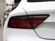 アウディ RS7 ｽﾎﾟｰﾂﾊﾞｯｸ ﾌﾞﾗｯｸｽﾀｲﾘﾝｸﾞPKG　後期ﾓﾃﾞﾙ  黒革 ｽﾎﾟｰﾂｼｰﾄ ｻﾝﾙｰﾌ ｱﾙｶﾝﾀﾗﾙｰﾌ MMIﾅﾋﾞ TV BOSEｻｳﾝﾄﾞ Bｶﾒﾗ Carplay ﾏﾄﾘｸｽLEDﾍｯﾄﾞﾗｲﾄ ｶｰﾎﾞﾝｲﾝﾃﾘｱ&ﾐﾗｰ ﾚｯﾄﾞｷｬﾘﾊﾟｰ RSｽﾎﾟｰﾂｴｷｿﾞｰｽﾄ 純正21ｲﾝﾁAW　2年保証