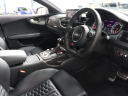 アウディ RS7 ｽﾎﾟｰﾂﾊﾞｯｸ ﾌﾞﾗｯｸｽﾀｲﾘﾝｸﾞPKG　後期ﾓﾃﾞﾙ  黒革 ｽﾎﾟｰﾂｼｰﾄ ｻﾝﾙｰﾌ ｱﾙｶﾝﾀﾗﾙｰﾌ MMIﾅﾋﾞ TV BOSEｻｳﾝﾄﾞ Bｶﾒﾗ Carplay ﾏﾄﾘｸｽLEDﾍｯﾄﾞﾗｲﾄ ｶｰﾎﾞﾝｲﾝﾃﾘｱ&ﾐﾗｰ ﾚｯﾄﾞｷｬﾘﾊﾟｰ RSｽﾎﾟｰﾂｴｷｿﾞｰｽﾄ 純正21ｲﾝﾁAW　2年保証