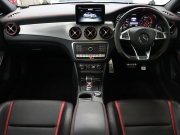 AMG CLAクラス CLA45 4MATIC AMGｱﾄﾞﾊﾞﾝｽﾄﾞ＆ ﾚｰﾀﾞｰSP　黒革 ｼｰﾄﾋｰﾀｰ 純正HDDﾅﾋﾞTV harman/kardon Bluetooth Carplay Bｶﾒﾗ LEDﾍｯﾄﾞﾗｲﾄ AMGｻｽﾍﾟﾝｼｮﾝ AMG強化ﾌﾞﾚｰｷ AMGﾊﾟﾌｫﾏﾝｽｽﾃｱﾘﾝｸﾞ AMGｴｱﾛ&AMG18AW　2年保証付