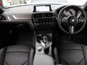 BMW Mシリーズ M2 ｺﾝﾍﾟﾃｨｼｮﾝ　1ｵﾅ 後期LCI ｺﾝﾌｫｰﾄA ｲﾝﾃﾘｼﾞｪﾝﾄS 黒革 純正Idriveﾅﾋﾞ harman/kardonｻｳﾝﾄﾞ Bｶﾒﾗ LEDﾍｯﾄﾞﾗｲﾄ Mｽﾎﾟｰﾂﾚｻﾞｰｽﾃｱﾘﾝｸﾞ Mｽﾎﾟｰﾂｴｷｿﾞｰｽﾄ Mﾌﾞﾚｰｷｷｬﾘﾊﾟｰ Mｴｱﾛ&19ｲﾝﾁAW　2年保証付