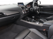 BMW Mシリーズ M2 ﾍﾞｰｽｸﾞﾚｰﾄﾞ 6速MT　ｺﾝﾌｫｰﾄA ｲﾝﾃﾘｼﾞｪﾝﾄS 黒革 純正Idriveﾅﾋﾞ harman/kardon Bｶﾒﾗ LEDﾍｯﾄﾞﾗｲﾄ ｶｰﾎﾞﾝｲﾝﾃﾘｱ ﾃﾞｭｱﾙｴｷｿﾞｰｽﾄﾃｰﾙﾊﾟｲﾌﾟ Mｽﾎﾟｰﾂｽﾃｱﾘﾝｸﾞ Mﾌﾞﾚｰｷｷｬﾘﾊﾟｰ Mｴｱﾛ&19ｲﾝﾁAW　2年保証付