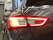 マセラティ ギブリ ﾍﾞｰｽｸﾞﾚｰﾄﾞ　赤革 ｻﾝﾙｰﾌ 純正SDﾅﾋﾞ ｸﾙｰｽﾞｺﾝﾄﾛｰﾙ Bｶﾒﾗ Bluetooth ｷｾﾉﾝﾍｯﾄﾞﾗｲﾄ ﾌﾞﾗｲﾝﾄﾞｽﾎﾟｯﾄ 自動Rｹﾞｰﾄ ｽﾎﾟｰﾂﾓｰﾄﾞ ﾚｯﾄﾞｷｬﾘﾊﾟｰ 純正20ｲﾝﾁAW(ｳﾗｰﾉ)　2年保証付