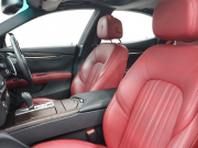 マセラティ ギブリ ﾍﾞｰｽｸﾞﾚｰﾄﾞ　赤革 ｻﾝﾙｰﾌ 純正SDﾅﾋﾞ ｸﾙｰｽﾞｺﾝﾄﾛｰﾙ Bｶﾒﾗ Bluetooth ｷｾﾉﾝﾍｯﾄﾞﾗｲﾄ ﾌﾞﾗｲﾝﾄﾞｽﾎﾟｯﾄ 自動Rｹﾞｰﾄ ｽﾎﾟｰﾂﾓｰﾄﾞ ﾚｯﾄﾞｷｬﾘﾊﾟｰ 純正20ｲﾝﾁAW(ｳﾗｰﾉ)　2年保証付