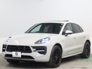 ポルシェ マカン GTS ｽﾎﾟｰﾂｸﾛﾉPKG　1ｵｰﾅｰ 後期 ｴﾝﾄﾘｰﾄﾞﾗｲﾌﾞ 赤革ﾊﾟﾉﾗﾏSR PCMﾅﾋﾞ BOSEｽﾋﾟｰｶｰ 360ｶﾒﾗ Carplay BSM ACC LEDﾍｯﾄﾞﾗｲﾄPDLS Plus 自動Rｹﾞｰﾄ ｽﾎﾟｰﾂｴｸﾞｿﾞｰﾂﾞﾄ ﾚｯﾄﾞｷｬﾘﾊﾟｰ PASM 20ｲﾝﾁRSｽﾊﾟｲﾊﾞｰAW(ｻﾃﾝﾌﾞﾗｯｸ)　2年保証付