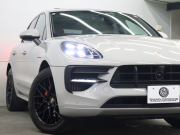 ポルシェ マカン GTS ｽﾎﾟｰﾂｸﾛﾉPKG　1ｵｰﾅｰ 後期 ｴﾝﾄﾘｰﾄﾞﾗｲﾌﾞ 赤革ﾊﾟﾉﾗﾏSR PCMﾅﾋﾞ BOSEｽﾋﾟｰｶｰ 360ｶﾒﾗ Carplay BSM ACC LEDﾍｯﾄﾞﾗｲﾄPDLS Plus 自動Rｹﾞｰﾄ ｽﾎﾟｰﾂｴｸﾞｿﾞｰﾂﾞﾄ ﾚｯﾄﾞｷｬﾘﾊﾟｰ PASM 20ｲﾝﾁRSｽﾊﾟｲﾊﾞｰAW(ｻﾃﾝﾌﾞﾗｯｸ)　2年保証付