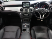 AMG CLAクラス CLA45 4MATIC ﾚｰﾀﾞｰSP　黒革 ｼｰﾄﾋｰﾀｰ 純正HDDﾅﾋﾞTV Bluetooth Bｶﾒﾗ LEDﾗｲﾄ AMGｻｽﾍﾟﾝｼｮﾝ AMG強化ﾌﾞﾚｰｷ AMGﾊﾟﾌｫｰﾏﾝｽｴｸﾞｿﾞｰｽﾄ AMGｴｱﾛ&AMG18ｲﾝﾁAW　2年保証付