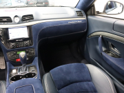 マセラティ グランツーリズモ ｽﾎﾟｰﾂ MCｵｰﾄｼﾌﾄ ｱﾙｶﾝﾀﾗPKG　ｺﾝﾋﾞ革(ﾄﾛﾌｨﾌﾞﾙｰ/ﾃｨｸﾞﾌﾞﾙｰ) ﾋｰﾀｰ ｱﾙｶﾝﾀﾗﾍｯﾄﾞﾗｲﾅｰ 純正SDﾅﾋﾞ ｸﾙｺﾝ ｶｰﾎﾞﾝｲﾝﾃﾘｱ&ﾌﾛﾝﾄｽﾎﾟｰﾗｰ ﾄﾗｲﾃﾞﾝﾄｽﾃｯﾁ ﾀﾞｳﾝｻｽ ﾌﾞﾙｰｷｬﾘﾊﾟｰ WORK製21ｲﾝﾁAW　2年保証付