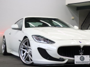 マセラティ グランツーリズモ ｽﾎﾟｰﾂ MCｵｰﾄｼﾌﾄ ｱﾙｶﾝﾀﾗPKG　ｺﾝﾋﾞ革(ﾄﾛﾌｨﾌﾞﾙｰ/ﾃｨｸﾞﾌﾞﾙｰ) ﾋｰﾀｰ ｱﾙｶﾝﾀﾗﾍｯﾄﾞﾗｲﾅｰ 純正SDﾅﾋﾞ ｸﾙｺﾝ ｶｰﾎﾞﾝｲﾝﾃﾘｱ&ﾌﾛﾝﾄｽﾎﾟｰﾗｰ ﾄﾗｲﾃﾞﾝﾄｽﾃｯﾁ ﾀﾞｳﾝｻｽ ﾌﾞﾙｰｷｬﾘﾊﾟｰ WORK製21ｲﾝﾁAW　2年保証付