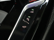 BMW Mシリーズ M5　ｲﾝﾃﾘｼﾞｪﾝﾄｾｰﾌﾃｨ 黒革 ﾍﾞﾝﾁﾚｰﾀｰ ｶｰﾎﾞﾝﾙｰﾌ Idriveﾅﾋﾞ TV 360ｶﾒﾗ harman/kardon ﾜｲﾔﾚｽﾁｬｰｼﾞﾝｸﾞ HUD Mｽﾎﾟｰﾂｽﾃｱﾘﾝｸﾞ Mｴｷｿﾞｰｽﾄｼｽﾃﾑ Mﾏﾙﾁﾌｧﾝｸｼｮﾝｼｰﾄ Mｴｱﾛ&20ｲﾝﾁﾀﾞﾌﾞﾙｽﾎﾟｰｸAW(ｽﾀｲﾘﾝｸﾞ706M)　2年保証