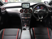 AMG CLAクラス CLA45 4MATIC AMGｱﾄﾞﾊﾞﾝｽﾄﾞ&ﾚｰﾀﾞｰSP　AMGﾊﾟﾌｫｰﾏﾝｽｼｰﾄ 黒革 ｼｰﾄﾋｰﾀｰ 純正HDDﾅﾋﾞTV Bluetooth Carplay Bｶﾒﾗ LEDﾊｲﾊﾟﾌｫｰﾏﾝｽﾍｯﾄﾞﾗｲﾄ AMGﾊﾟﾌｫｰﾏﾝｽEX AMGｻｽﾍﾟﾝｼｮﾝ  AMGｴｱﾛ&18ｲﾝﾁAW　2年保証付