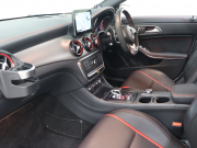 AMG CLAクラス CLA45 4MATIC AMGｱﾄﾞﾊﾞﾝｽﾄﾞ&ﾚｰﾀﾞｰSP　AMGﾊﾟﾌｫｰﾏﾝｽｼｰﾄ 黒革 ｼｰﾄﾋｰﾀｰ 純正HDDﾅﾋﾞTV Bluetooth Carplay Bｶﾒﾗ LEDﾊｲﾊﾟﾌｫｰﾏﾝｽﾍｯﾄﾞﾗｲﾄ AMGﾊﾟﾌｫｰﾏﾝｽEX AMGｻｽﾍﾟﾝｼｮﾝ  AMGｴｱﾛ&18ｲﾝﾁAW　2年保証付