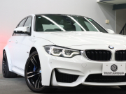 BMW Mシリーズ M3 ｾﾀﾞﾝ MDCT　1ｵｰﾅｰ 後期LCI ｺﾝﾌｫｰﾄA ｲﾝﾃﾘｼﾞｪﾝﾄS 黒革 ﾅﾋﾞTV harman/kardon Bｶﾒﾗ ﾍｯﾄﾞｱｯﾌﾟD LEDﾍｯﾄﾞﾗｲﾄ ｶｰﾎﾞﾝｲﾝﾃﾘｱ Mｻｽﾍﾟﾝｼｮﾝ Mﾌﾞﾙｰｷｬﾘﾊﾟｰ Mｽﾎﾟｰﾂﾚｻﾞｰｽﾃｱﾘﾝｸﾞ Mｴｱﾛ&19AW(ｽﾀｲﾘﾝｸﾞ437M)　2年保証付