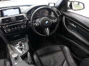 BMW Mシリーズ M3 ｾﾀﾞﾝ MDCT　1ｵｰﾅｰ 後期LCI ｺﾝﾌｫｰﾄA ｲﾝﾃﾘｼﾞｪﾝﾄS 黒革 ﾅﾋﾞTV harman/kardon Bｶﾒﾗ ﾍｯﾄﾞｱｯﾌﾟD LEDﾍｯﾄﾞﾗｲﾄ ｶｰﾎﾞﾝｲﾝﾃﾘｱ Mｻｽﾍﾟﾝｼｮﾝ Mﾌﾞﾙｰｷｬﾘﾊﾟｰ Mｽﾎﾟｰﾂﾚｻﾞｰｽﾃｱﾘﾝｸﾞ Mｴｱﾛ&19AW(ｽﾀｲﾘﾝｸﾞ437M)　2年保証付