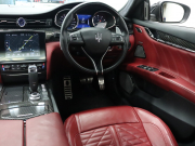 マセラティ クアトロポルテ S ｸﾞﾗﾝｽﾎﾟｰﾂ　後期 赤革 ﾍﾞﾝﾁﾚｰﾀｰ ﾋｰﾀｰ ｻﾝﾙｰﾌ ﾅﾋﾞTV 360ｶﾒﾗ Bowers&Wilkineｻｳﾝﾄﾞ ACC ﾄﾗｲﾃﾞﾝﾄｽﾃｯﾁ 自動Rｹﾞｰﾄ&ﾊﾝｽﾞﾌﾘｰA ｽｶｲﾌｯｸｻｽﾍﾟﾝｼｮﾝ ｶｰﾎﾞﾝｲﾝﾃﾘｱﾄﾘﾑ ﾚｯﾄﾞｷｬﾘﾊﾟｰ 純正21ｲﾝﾁAW(ｱﾄﾗﾝﾃ) 　2年保証付