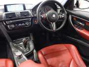 BMW Mシリーズ M3 MDCT　Mｻｽﾍﾟﾝｼｮﾝ ｺﾝﾌｫｰﾄA ｲﾝﾃﾘｼﾞｪﾝﾄS 赤革 ﾅﾋﾞTV Bluetooth Bｶﾒﾗ HUD LEDﾍｯﾄﾞﾗｲﾄ ｶｰﾎﾞﾝﾙｰﾌ ｶｰﾎﾞﾝｲﾝﾃﾘｱ Mｽﾎﾟｰﾂｽﾃｱﾘﾝｸﾞ Mｽﾎﾟｰﾂｴｷｿﾞｰｽﾄｼｽﾃﾑ Mﾌﾞﾙｰｷｬﾘﾊﾟｰ Mｴｱﾛ&19AW(ｽﾀｲﾘﾝｸﾞ437M)　2年保証付
