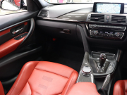 BMW Mシリーズ M3 MDCT　Mｻｽﾍﾟﾝｼｮﾝ ｺﾝﾌｫｰﾄA ｲﾝﾃﾘｼﾞｪﾝﾄS 赤革 ﾅﾋﾞTV Bluetooth Bｶﾒﾗ HUD LEDﾍｯﾄﾞﾗｲﾄ ｶｰﾎﾞﾝﾙｰﾌ ｶｰﾎﾞﾝｲﾝﾃﾘｱ Mｽﾎﾟｰﾂｽﾃｱﾘﾝｸﾞ Mｽﾎﾟｰﾂｴｷｿﾞｰｽﾄｼｽﾃﾑ Mﾌﾞﾙｰｷｬﾘﾊﾟｰ Mｴｱﾛ&19AW(ｽﾀｲﾘﾝｸﾞ437M)　2年保証付