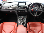 BMW Mシリーズ M3 MDCT　Mｻｽﾍﾟﾝｼｮﾝ ｺﾝﾌｫｰﾄA ｲﾝﾃﾘｼﾞｪﾝﾄS 赤革 ﾅﾋﾞTV Bluetooth Bｶﾒﾗ HUD LEDﾍｯﾄﾞﾗｲﾄ ｶｰﾎﾞﾝﾙｰﾌ ｶｰﾎﾞﾝｲﾝﾃﾘｱ Mｽﾎﾟｰﾂｽﾃｱﾘﾝｸﾞ Mｽﾎﾟｰﾂｴｷｿﾞｰｽﾄｼｽﾃﾑ Mﾌﾞﾙｰｷｬﾘﾊﾟｰ Mｴｱﾛ&19AW(ｽﾀｲﾘﾝｸﾞ437M)　2年保証付