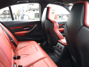 BMW Mシリーズ M3 MDCT　Mｻｽﾍﾟﾝｼｮﾝ ｺﾝﾌｫｰﾄA ｲﾝﾃﾘｼﾞｪﾝﾄS 赤革 ﾅﾋﾞTV Bluetooth Bｶﾒﾗ HUD LEDﾍｯﾄﾞﾗｲﾄ ｶｰﾎﾞﾝﾙｰﾌ ｶｰﾎﾞﾝｲﾝﾃﾘｱ Mｽﾎﾟｰﾂｽﾃｱﾘﾝｸﾞ Mｽﾎﾟｰﾂｴｷｿﾞｰｽﾄｼｽﾃﾑ Mﾌﾞﾙｰｷｬﾘﾊﾟｰ Mｴｱﾛ&19AW(ｽﾀｲﾘﾝｸﾞ437M)　2年保証付