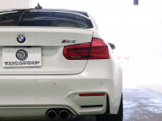 BMW Mシリーズ M3 MDCT　Mｻｽﾍﾟﾝｼｮﾝ ｺﾝﾌｫｰﾄA ｲﾝﾃﾘｼﾞｪﾝﾄS 赤革 ﾅﾋﾞTV Bluetooth Bｶﾒﾗ HUD LEDﾍｯﾄﾞﾗｲﾄ ｶｰﾎﾞﾝﾙｰﾌ ｶｰﾎﾞﾝｲﾝﾃﾘｱ Mｽﾎﾟｰﾂｽﾃｱﾘﾝｸﾞ Mｽﾎﾟｰﾂｴｷｿﾞｰｽﾄｼｽﾃﾑ Mﾌﾞﾙｰｷｬﾘﾊﾟｰ Mｴｱﾛ&19AW(ｽﾀｲﾘﾝｸﾞ437M)　2年保証付