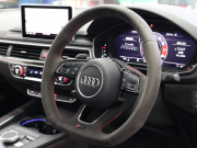 アウディ RS5 ｽﾎﾟｰﾂﾊﾞｯｸ ﾍﾞｰｽｸﾞﾚｰﾄﾞ ｶｰﾎﾞﾝｽﾀｲﾘﾝｸﾞ&RSﾃﾞｻﾞｲﾝﾊﾟｯｹｰｼﾞﾚｯﾄﾞPKG　1ｵｰﾅｰ 黒革 ﾋｰﾀｰ ﾊﾟﾉﾗﾏSR MMIﾅﾋﾞ TV Bang&Olufsen 360ｶﾒﾗ ｶｰﾎﾞﾝｲﾝﾃﾘｱ RSｽﾎﾟｰﾂEX ﾚｯﾄﾞｷｬﾘﾊﾟｰ RAYS21ｲﾝﾁAW　2年保証付