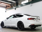 アウディ RS5 ｽﾎﾟｰﾂﾊﾞｯｸ ﾍﾞｰｽｸﾞﾚｰﾄﾞ ｶｰﾎﾞﾝｽﾀｲﾘﾝｸﾞ&RSﾃﾞｻﾞｲﾝﾊﾟｯｹｰｼﾞﾚｯﾄﾞPKG　1ｵｰﾅｰ 黒革 ﾋｰﾀｰ ﾊﾟﾉﾗﾏSR MMIﾅﾋﾞ TV Bang&Olufsen 360ｶﾒﾗ ｶｰﾎﾞﾝｲﾝﾃﾘｱ RSｽﾎﾟｰﾂEX ﾚｯﾄﾞｷｬﾘﾊﾟｰ RAYS21ｲﾝﾁAW　2年保証付