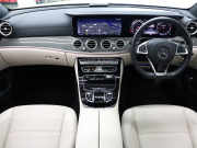 AMG Eクラス E43 4MATIC ｴｸｽｸﾙｰｼﾌﾞ&ﾚｰﾀﾞｰSP　ﾍﾞｰｼﾞｭ革 ﾍﾞﾝﾁﾚｰﾀｰ ﾋｰﾀｰ ﾘﾗｸｾﾞｰｼｮﾝ機能 ﾀﾞｲﾅﾐｯｸｼｰﾄ ﾊﾟﾉﾗﾏSR 純正ﾅﾋﾞTV ﾌﾞﾙﾒｽﾀｰS 360ｶﾒﾗ HUD Carplay AMGｽﾎﾟｰﾂｻｽﾍﾟﾝｼｮﾝ AMGｴｸﾞｿﾞｰｽﾄ AMGｴｱﾛ&20ｲﾝﾁAW 2年保証付
