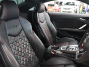 アウディ TT RS クーペ ｱｼｽﾀﾝｽPKGｱﾄﾞﾊﾞﾝｽﾄﾞ　黒革(Sｽﾎﾟｰﾂ) MMIﾅﾋﾞ Bｶﾒﾗ Bluetooth ｸﾙｰｽﾞｺﾝﾄﾛｰﾙ ﾏﾄﾘｸｽOLEDﾘｱﾗｲﾄ ﾏｸﾞﾈﾃｨｯｸﾗｲﾄﾞｻｽﾍﾟﾝｼｮﾝ 可変ﾊﾞﾙﾌﾞ ﾚｯﾄﾞｷｬﾘﾊﾟｰ 純正20ｲﾝﾁAW(ﾏｯﾄﾁﾀﾆｳﾑ)　2年保証付