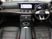 AMG Eクラス E53ｶﾌﾞﾘｵﾚ 4MATIC+ ISG搭載ﾓﾃﾞﾙ ｴｸｽｸﾙｼｰﾌﾞ&ﾚｰﾀﾞｰSP　黒革 ﾍﾞﾝﾁﾚｰﾀｰ ｴｱｽｶｰﾌ 黒幌 純正ﾅﾋﾞTV ﾌﾞﾙﾒｽﾀｰS ﾍｯﾄﾞｱｯﾌﾟD 360ｶﾒﾗ AMGﾊﾟﾌｫｰﾏﾝｽｽﾃｱﾘﾝｸﾞ AMGｽﾎﾟｰﾂｴｷｿﾞｰｽﾄ AMGｴｱﾛ&20ｲﾝﾁAW　2年保証
